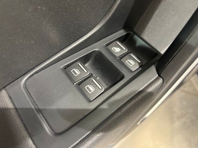 2013 Volkswagen Beetle Convertible 2.5L