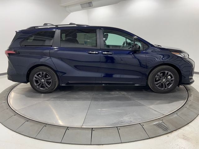 2025 Toyota Sienna XSE