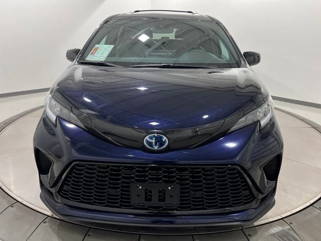 2025 Toyota Sienna XSE