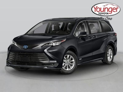 2025 Toyota Sienna XSE