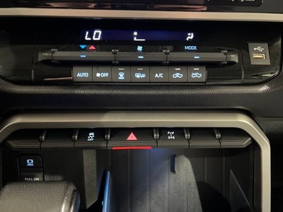 2023 Toyota Tundra 4WD SR5