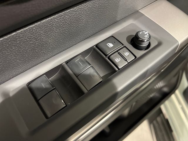 2023 Toyota Tundra 4WD SR5