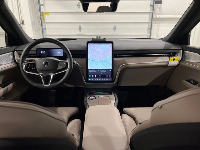 2025 Volvo EX90 Ultra