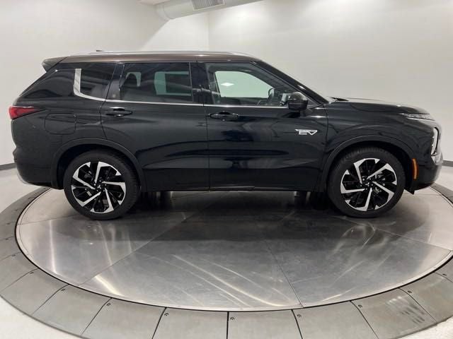 2023 Mitsubishi Outlander PHEV 40th Anniversary