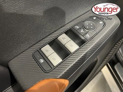 2023 Mitsubishi Outlander PHEV 40th Anniversary