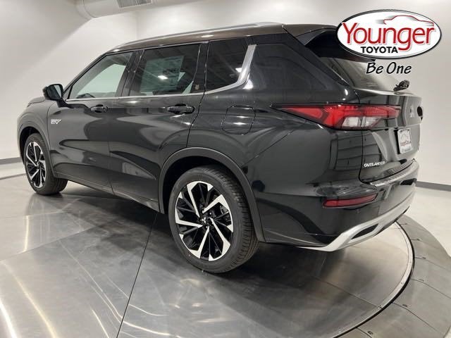 2023 Mitsubishi Outlander PHEV 40th Anniversary