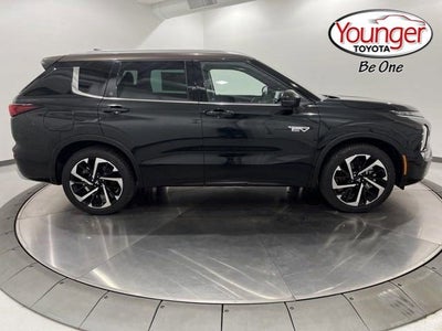2023 Mitsubishi Outlander PHEV 40th Anniversary