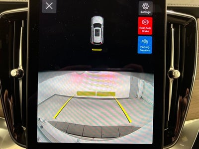 2025 Volvo XC90 Core