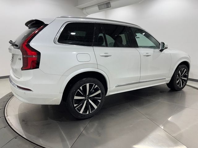 2025 Volvo XC90 Core