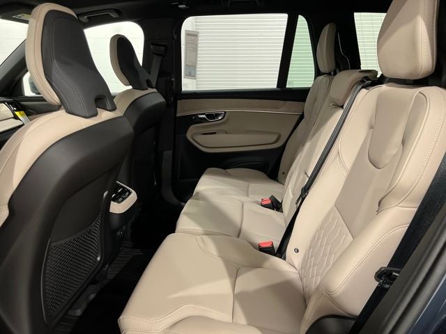 2026 Volvo XC90 Plus