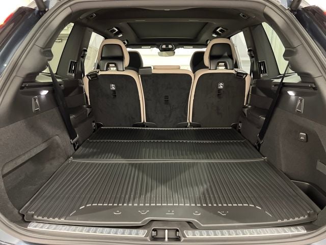 2026 Volvo XC90 Plus