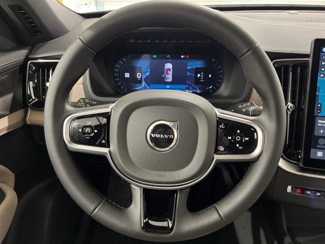 2026 Volvo XC90 Plus