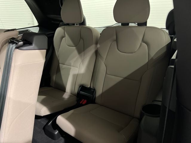 2026 Volvo XC90 Plus