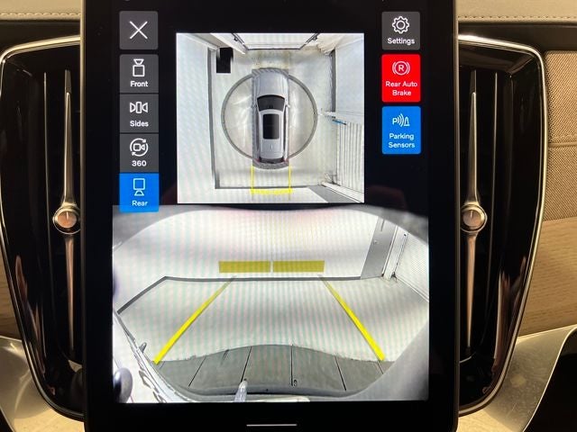 2026 Volvo XC90 Ultra Dark Theme