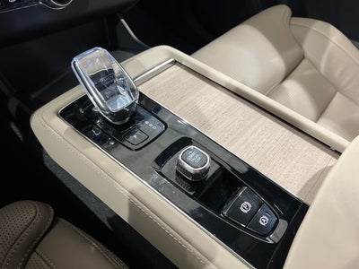 2026 Volvo XC90 Ultra Dark Theme