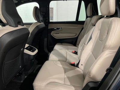 2026 Volvo XC90 Ultra Dark Theme