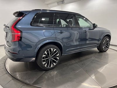 2026 Volvo XC90 Ultra Dark Theme