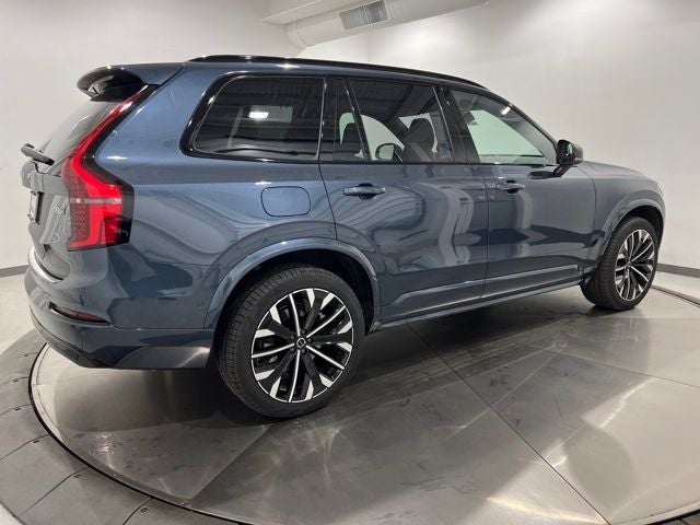 2026 Volvo XC90 Ultra Dark Theme