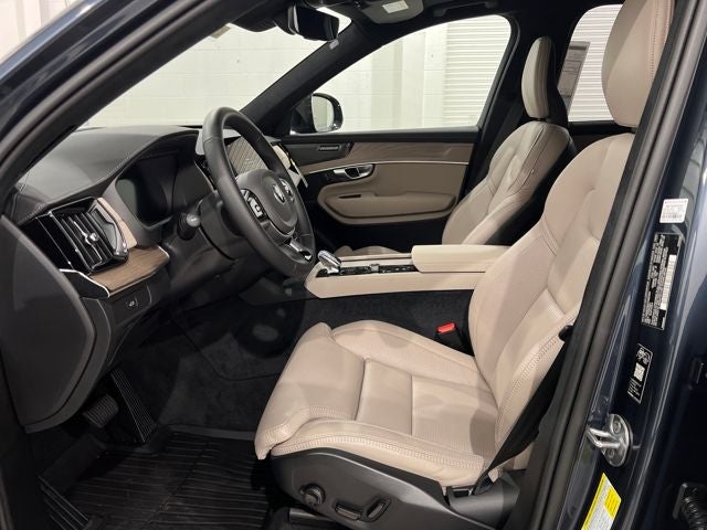 2026 Volvo XC90 Ultra Dark Theme