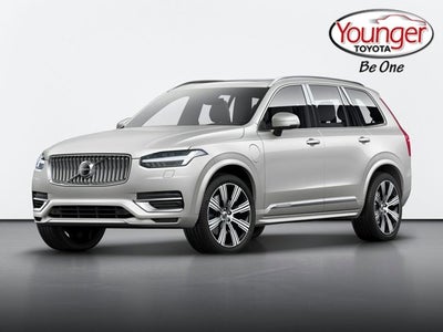 2022 Volvo XC90 Momentum