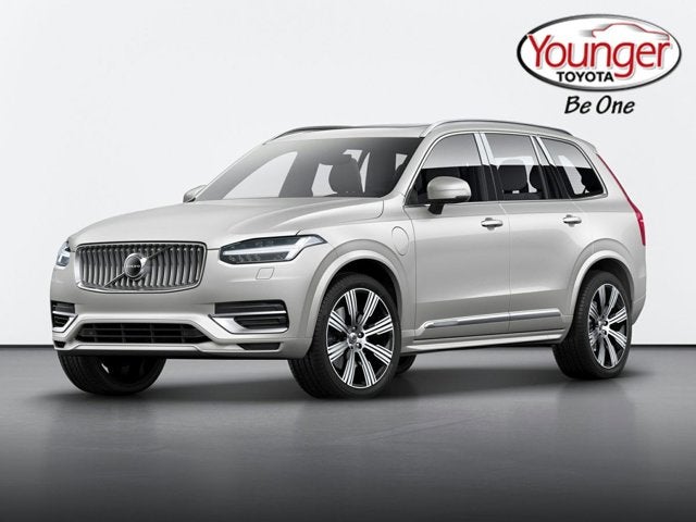 2022 Volvo XC90 Momentum