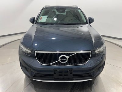 2021 Volvo XC40 Momentum