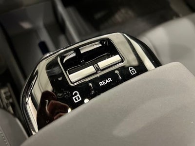 2025 Volvo EX30 Plus