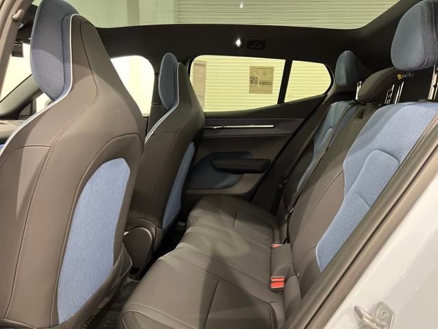 2025 Volvo EX30 Plus