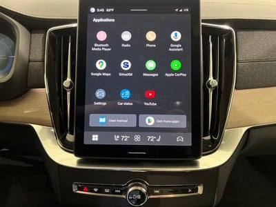 2025 Volvo XC90 Plug-In Hybrid Plus