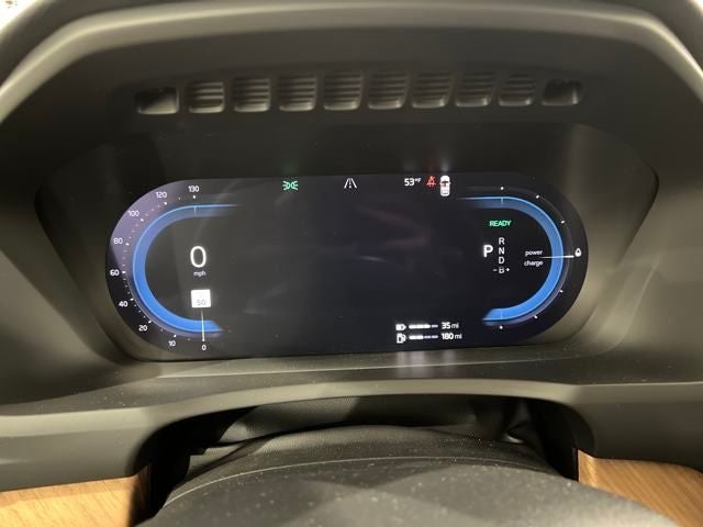 2025 Volvo XC90 Plug-In Hybrid Plus