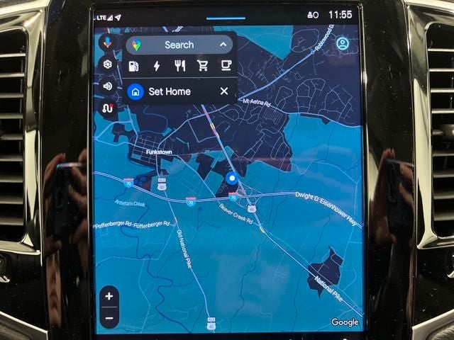 2025 Volvo XC90 Plug-In Hybrid Plus