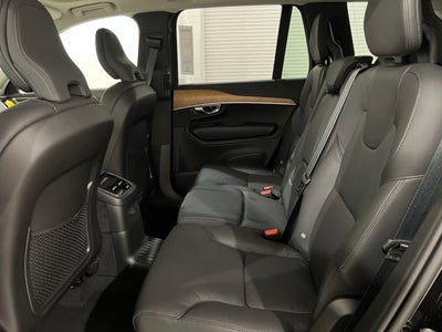 2025 Volvo XC90 Plug-In Hybrid Plus