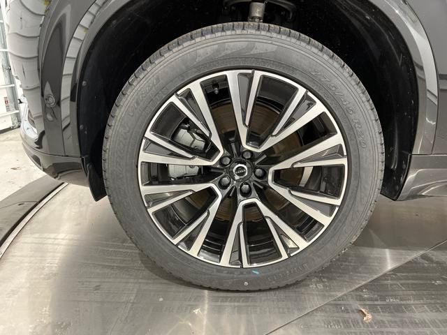 2025 Volvo XC90 Plug-In Hybrid Plus