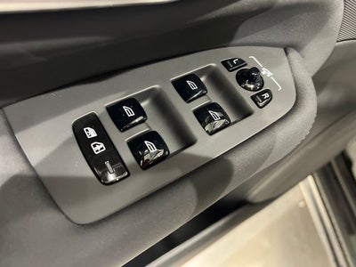 2026 Volvo XC90 Plug-In Hybrid Ultra