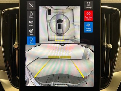 2026 Volvo XC90 Plug-In Hybrid Ultra