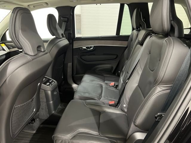 2026 Volvo XC90 Plug-In Hybrid Ultra