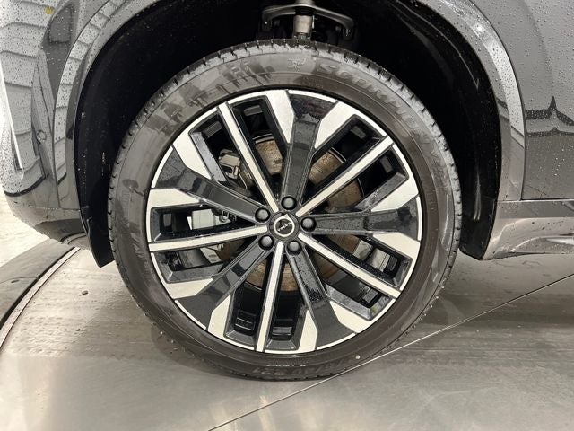 2026 Volvo XC90 Plug-In Hybrid Ultra