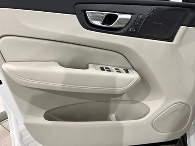 2026 Volvo XC60 Plug-In Hybrid Ultra