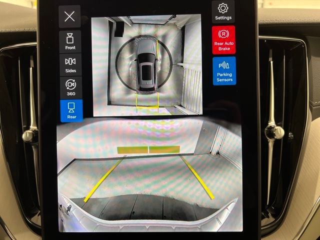 2026 Volvo XC60 Plug-In Hybrid Ultra