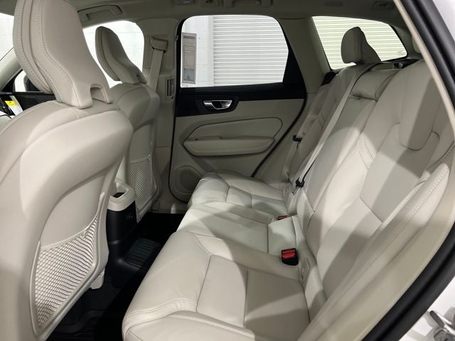 2026 Volvo XC60 Plug-In Hybrid Ultra