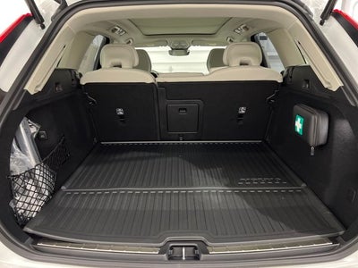 2026 Volvo XC60 Plug-In Hybrid Ultra