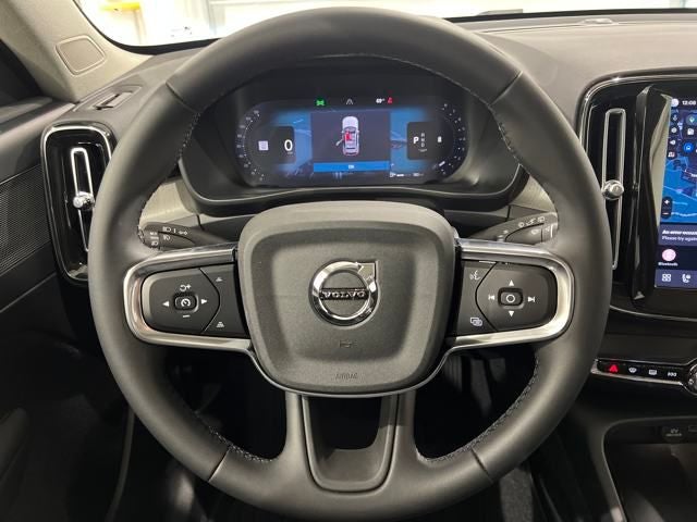 2026 Volvo XC40 Plus