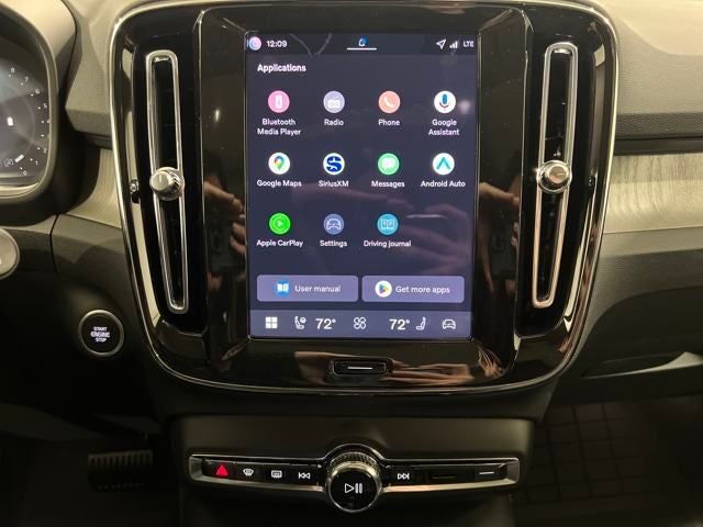 2026 Volvo XC40 Plus