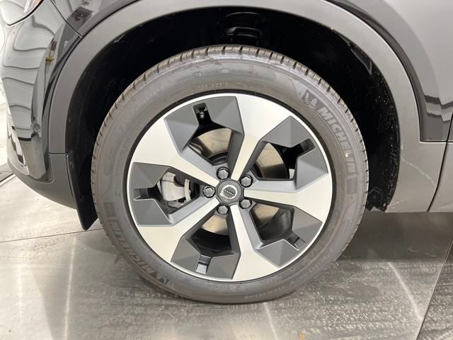 2026 Volvo XC40 Plus