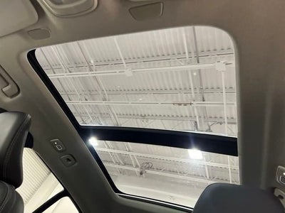 2025 Volvo XC40 Core Bright Theme