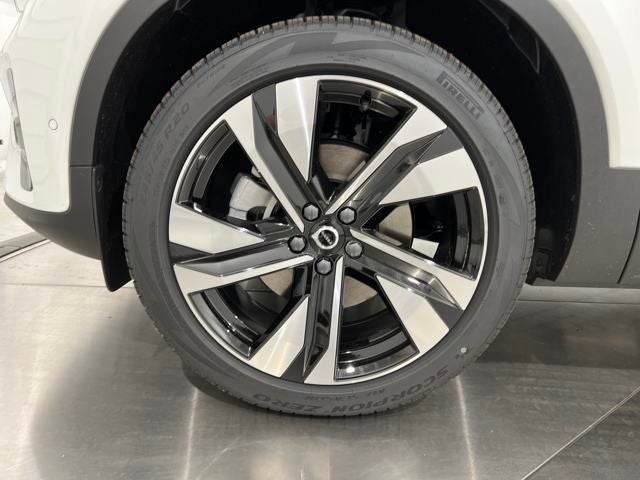 2026 Volvo XC40 Ultra