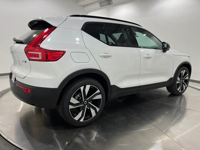 2026 Volvo XC40 Ultra