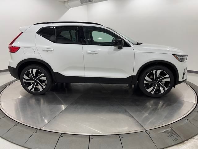 2026 Volvo XC40 Ultra