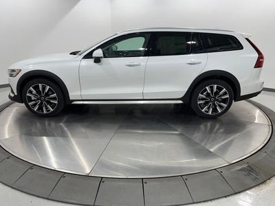 2026 Volvo V60 Cross Country Ultra