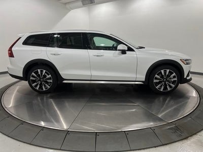 2026 Volvo V60 Cross Country Ultra